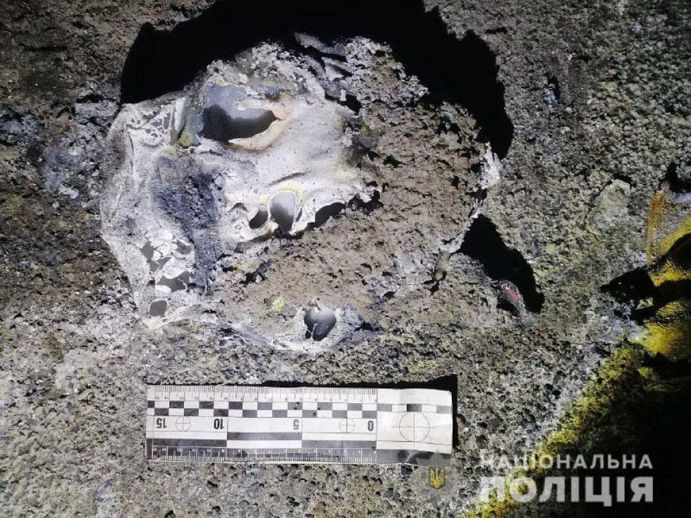 Подозревают поджог: у украинского чемпиона мира сгорел элитный внедорожник (фото)