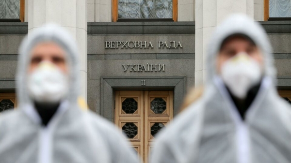 Нардепы недовольны: политики высказались о принудительной вакцинации в Раде