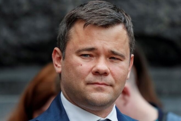 
Богдан: Санкции СНБО – преступление, Зеленский будет нести за них уголовную ответственность
