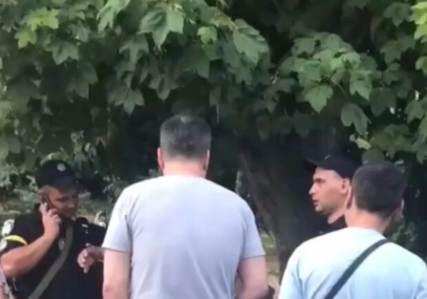 Запрещал музыканту петь на украинском языке: в Одессе задержали любителя "русского мира"