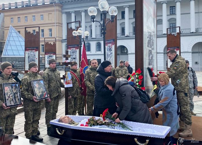 Батько накрив собою сина, щоб уберегти від уламків снарядів: подробиці загибелі Олега та Микити Хомюков під Бахмутом