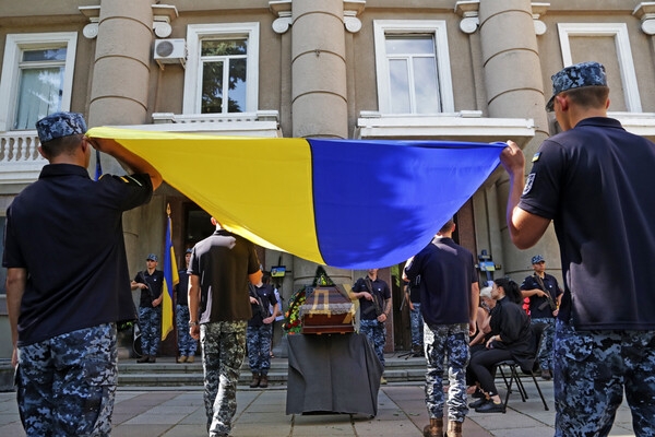 В Одессе простились с двумя погибшими героями, которые защищали страну