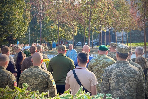 В День защитников и защитниц Украины в Одессе почтили память погибших Героев