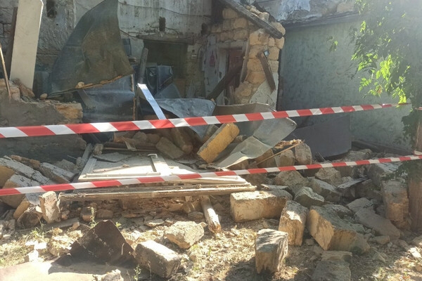 В Одессе частично обрушился очередной жилой дом