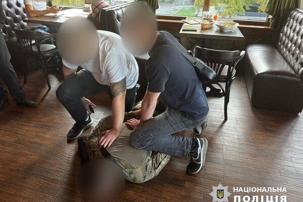 За взятку помогал избегать мобилизации: в Одессе разоблачили представителя общественного формирования