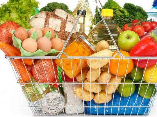 Дешевих продуктів не буде, а картопля може стати «золотою»: як вплине на це зростання податків
