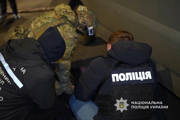 Бегство в Молдову за взятку: в Одессе разоблачили переправщика военнообязанных